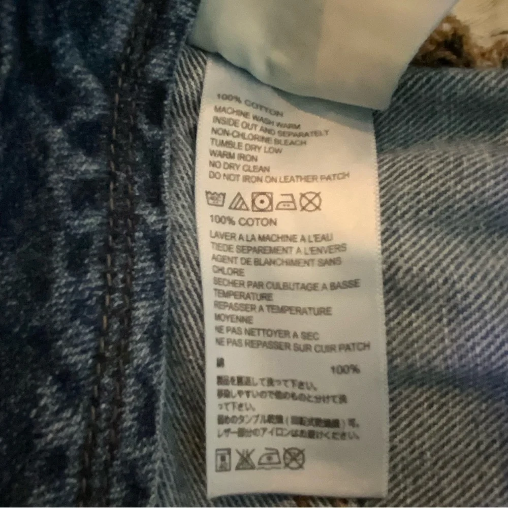 Tommy Bahama Men’s Dark Wash Denim Jeans Standard Strait Leg Measures 32x30 - Picture 10 of 11